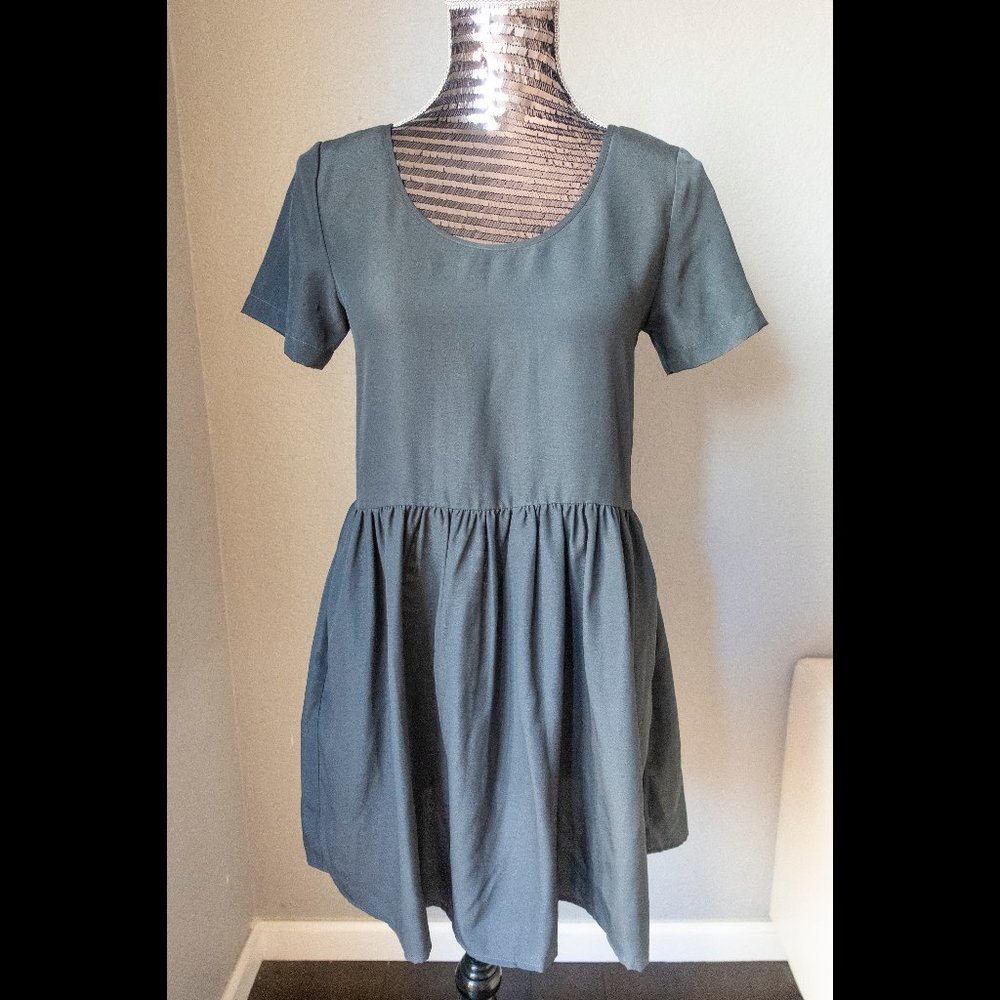 🔥3/$12 UO Sparkle & Fade Gray Dress Small
